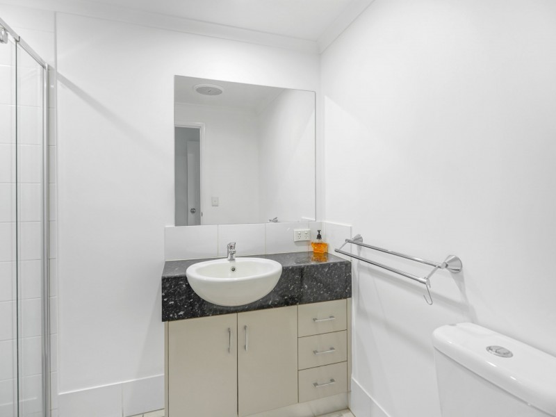 37/1-13 Ernest Street, Redlynch QLD 4870