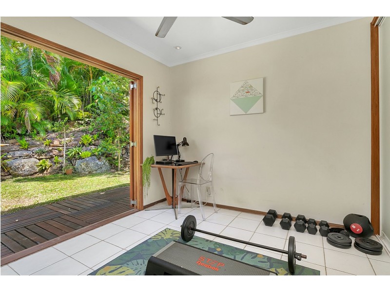 2 Cananga Close, Kamerunga QLD 4870