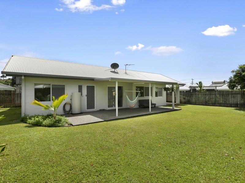 3 Jadana Close, Mooroobool QLD 4870