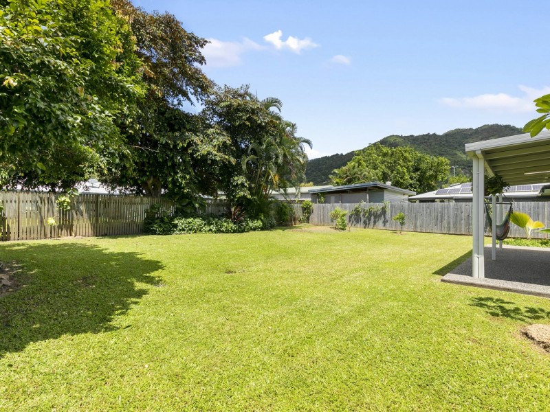 3 Jadana Close, Mooroobool QLD 4870