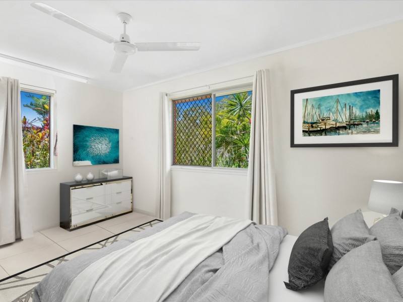 32 Purbeck Place, Edge Hill QLD 4870