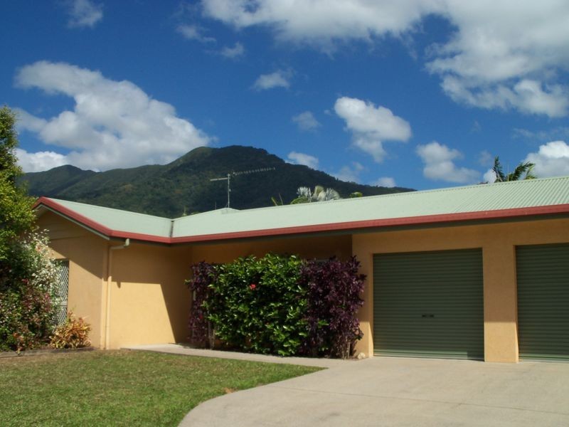 9 Mistletoe Close, Kamerunga QLD 4870