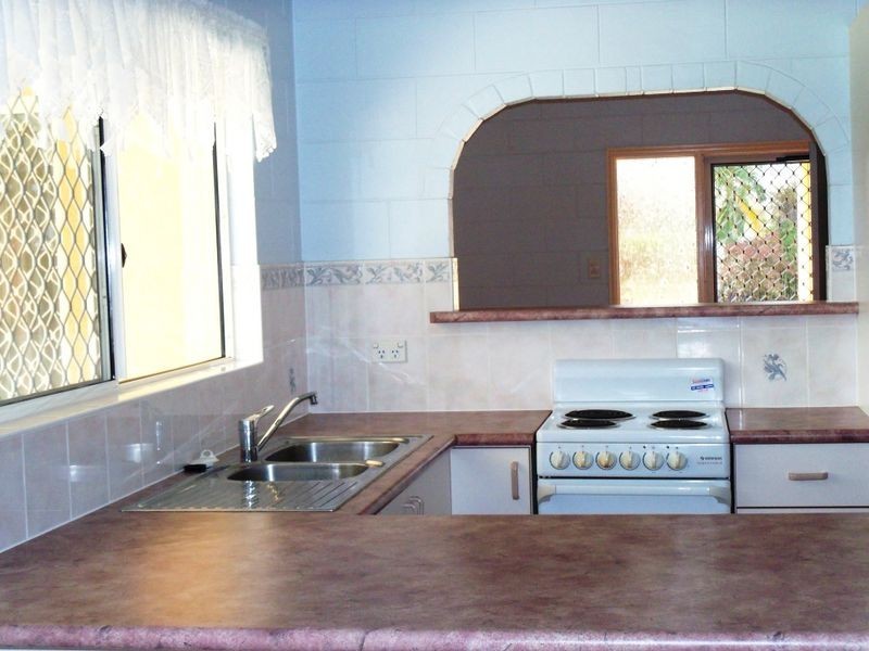 9 Mistletoe Close, Kamerunga QLD 4870