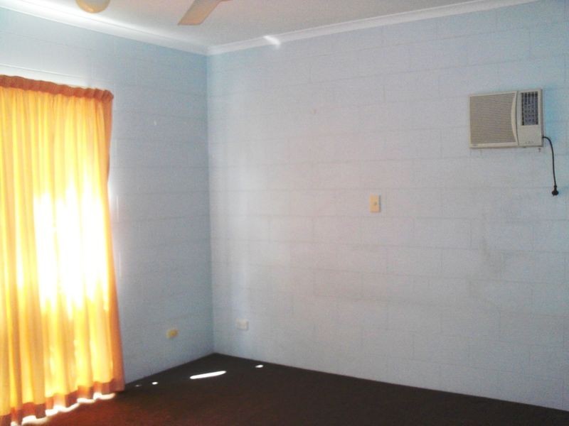 9 Mistletoe Close, Kamerunga QLD 4870