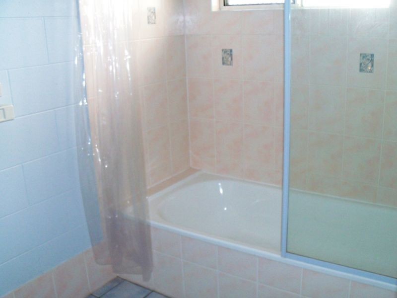 9 Mistletoe Close, Kamerunga QLD 4870