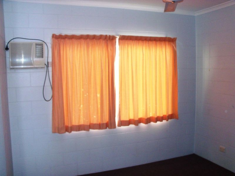 9 Mistletoe Close, Kamerunga QLD 4870