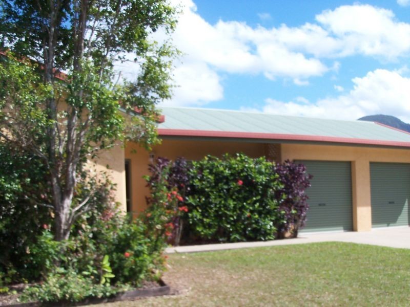 9 Mistletoe Close, Kamerunga QLD 4870