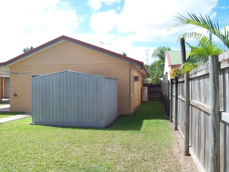 9 Mistletoe Close, Kamerunga QLD 4870