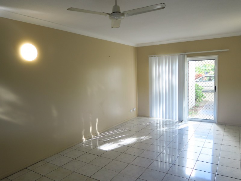 1/11 Ingham Court, Mooroobool QLD 4870