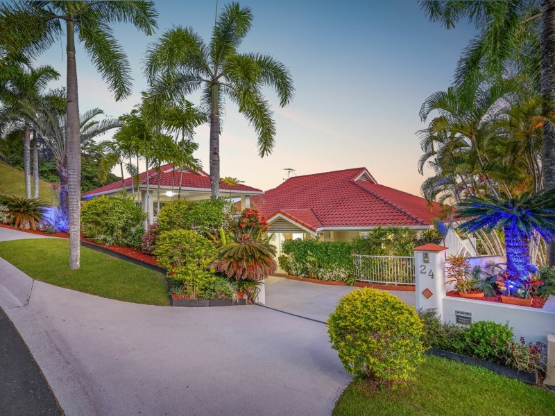 24 Knott Court, Whitfield QLD 4870