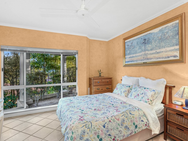 24 Knott Court, Whitfield QLD 4870