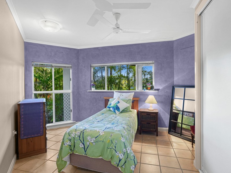 24 Knott Court, Whitfield QLD 4870