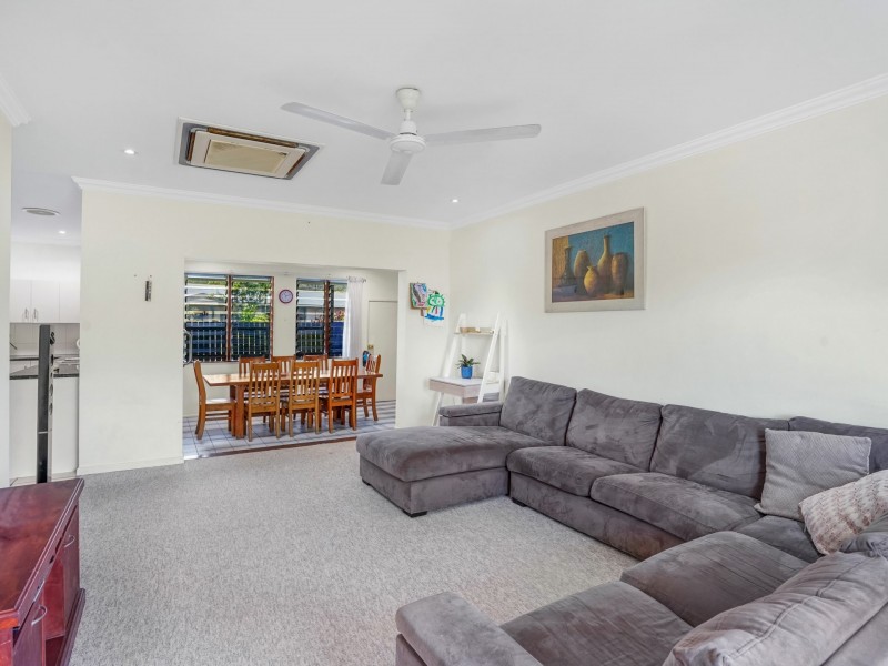 1/6 Brooks Street, Whitfield QLD 4870