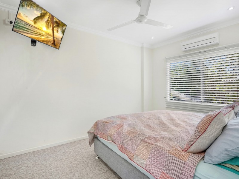1/6 Brooks Street, Whitfield QLD 4870