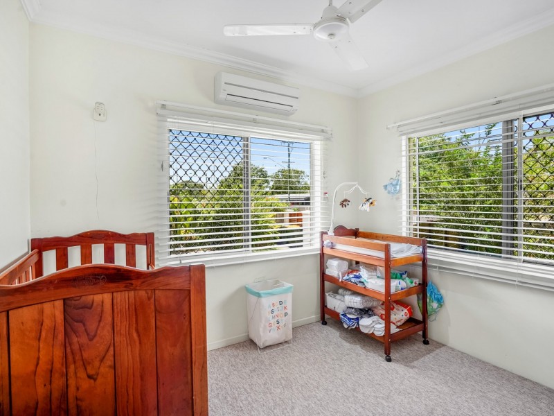 1/6 Brooks Street, Whitfield QLD 4870