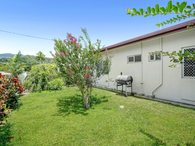 1/6 Brooks Street, Whitfield QLD 4870