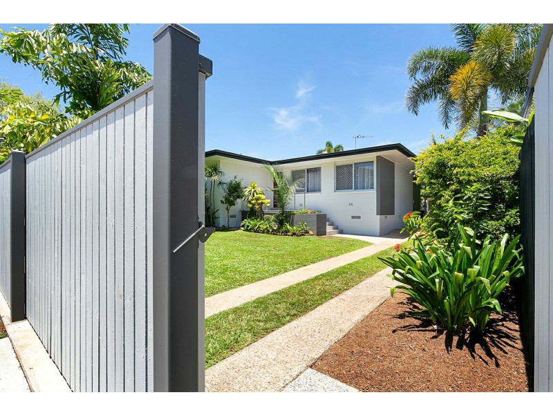 238 McManus Street, Whitfield QLD 4870