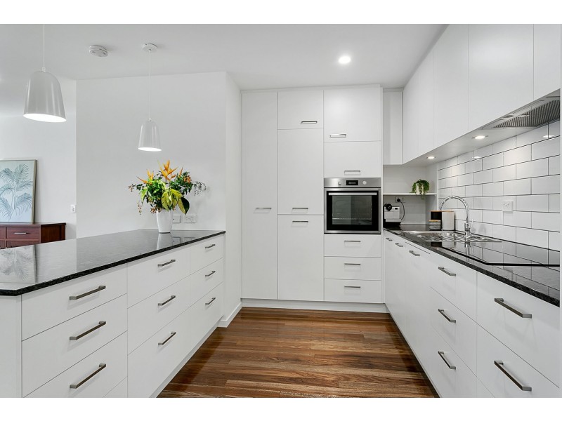 238 McManus Street, Whitfield QLD 4870