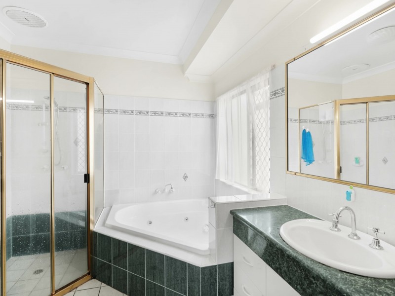 20 Butterfly Close, Mount Sheridan QLD 4868