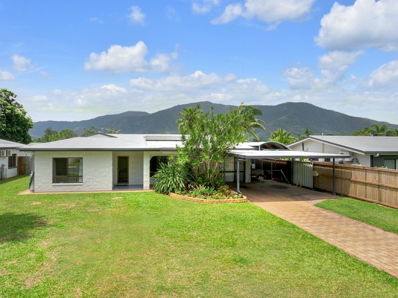 5 Ryan Close, Brinsmead QLD 4870
