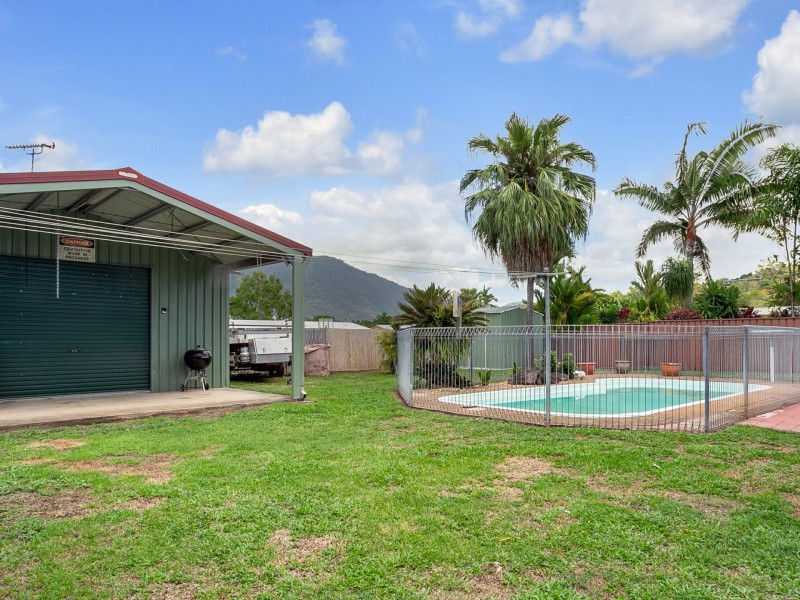 5 Ryan Close, Brinsmead QLD 4870