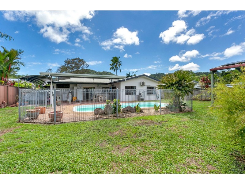 5 Ryan Close, Brinsmead QLD 4870