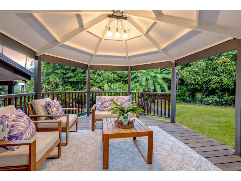 35 Junction Street, Edge Hill QLD 4870