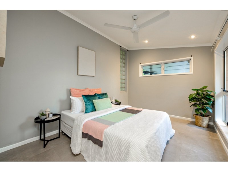 35 Junction Street, Edge Hill QLD 4870