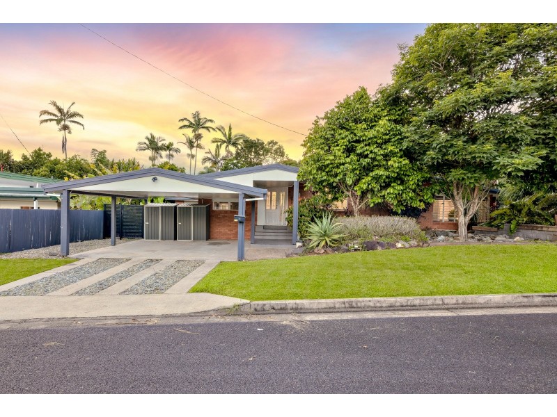 35 Junction Street, Edge Hill QLD 4870