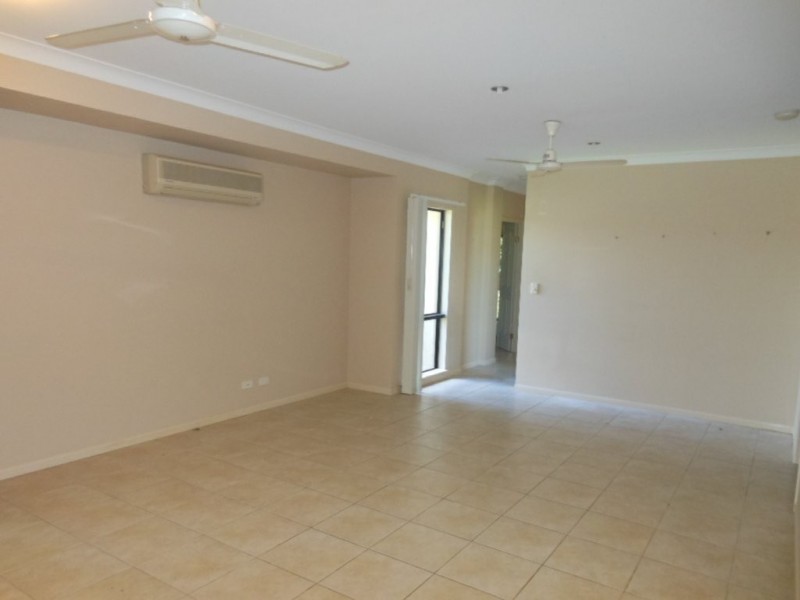 53 Chesterfield Close, Brinsmead QLD 4870