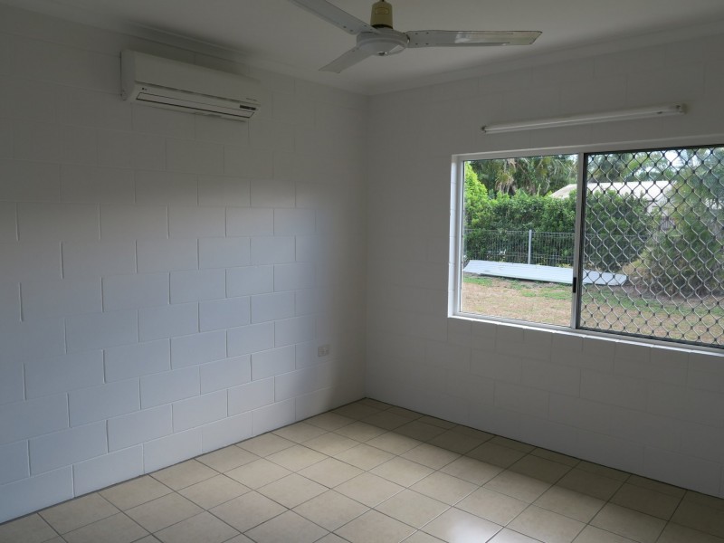 6 Redwood Street, Whitfield QLD 4870