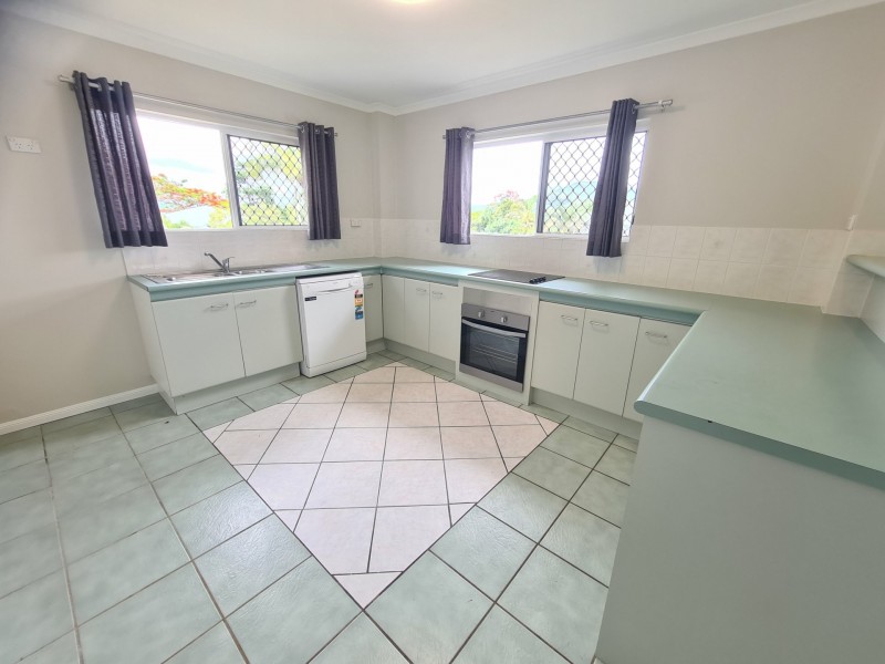 10/5 Brinsmead Terrace, Kanimbla QLD 4870