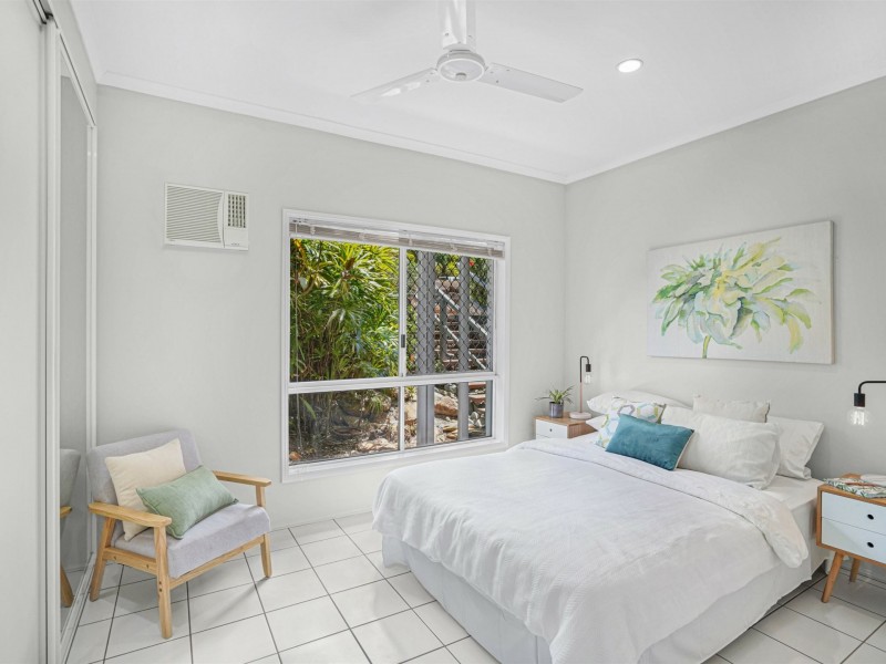 12 Eugenia Crescent,, Redlynch QLD 4870