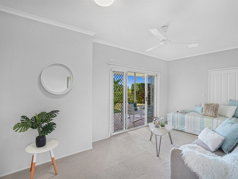 12 Eugenia Crescent,, Redlynch QLD 4870