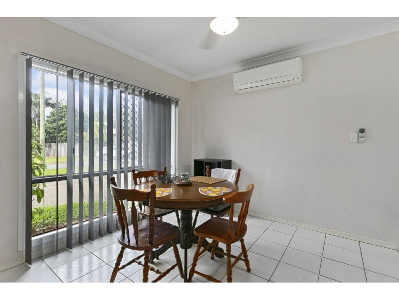 9 Lae Street, Trinity Beach QLD 4879