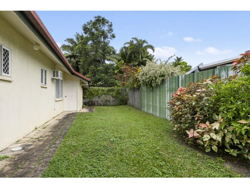 9 Lae Street, Trinity Beach QLD 4879