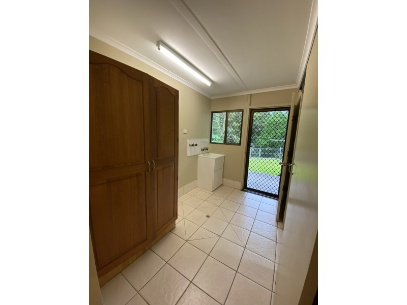 37 Hadrian Drive, Mooroobool QLD 4870