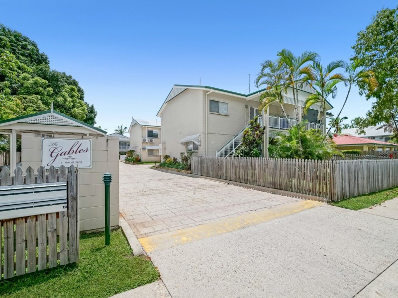 1/18 Rose Street, Westcourt QLD 4870