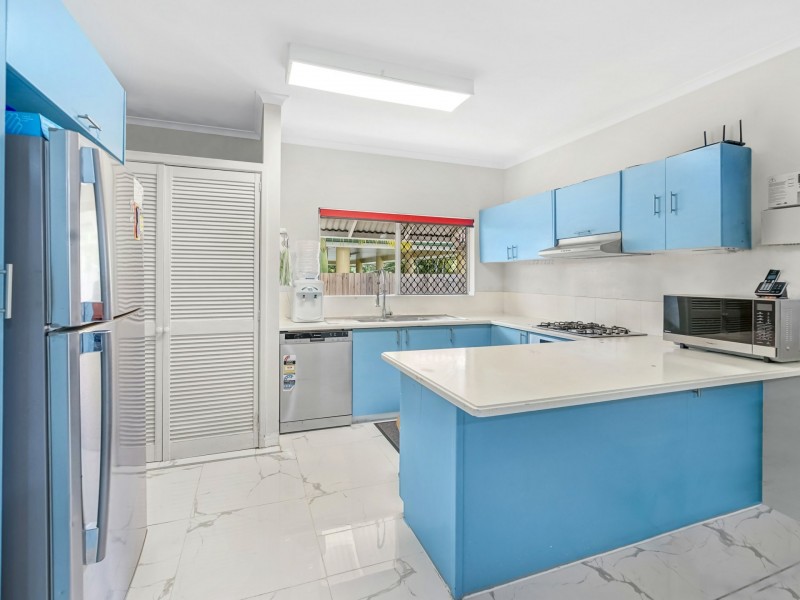 1/18 Rose Street, Westcourt QLD 4870