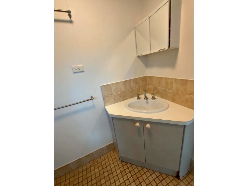 12/71 Boland Street, Westcourt QLD 4870