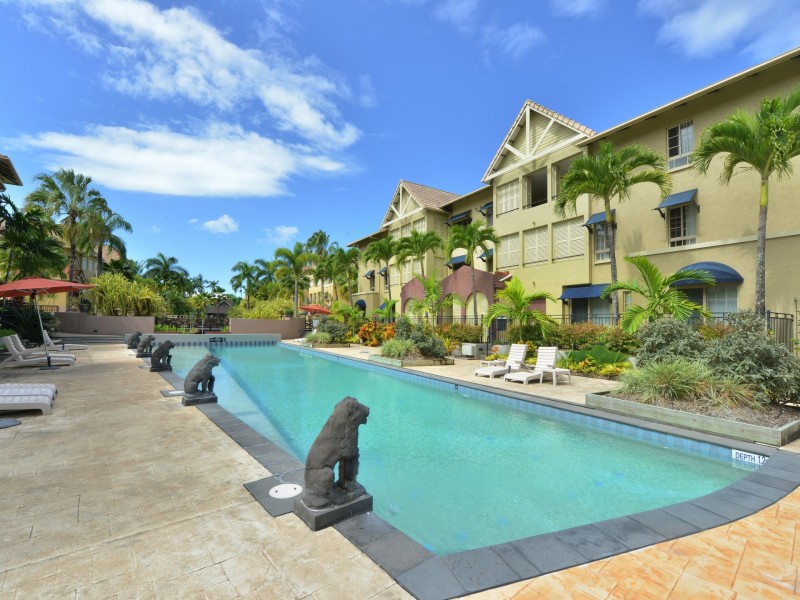 106/2 Greenslopes Street, Cairns North QLD 4870