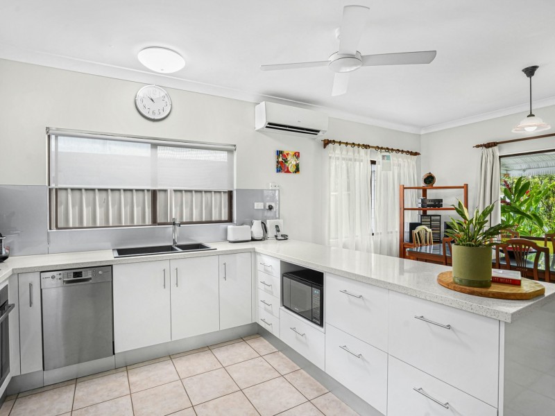 29 Ramsey Drive, Kanimbla QLD 4870