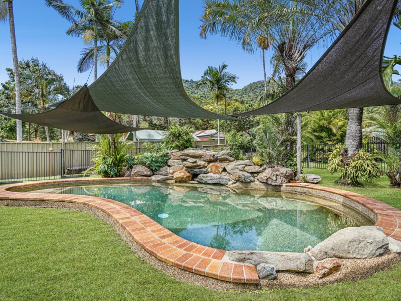 29 Ramsey Drive, Kanimbla QLD 4870