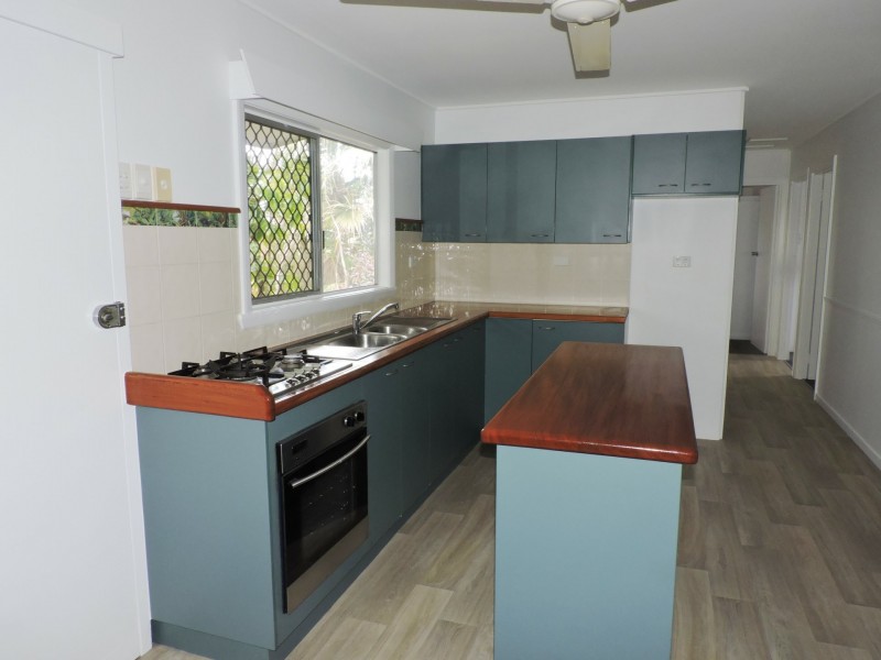 50 Fairview Street, Bayview Heights QLD 4868