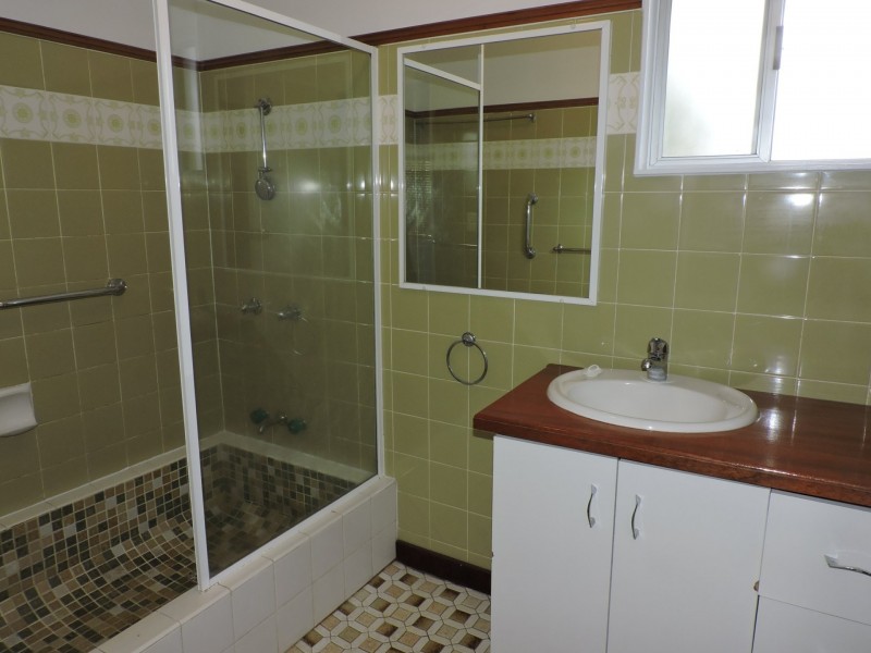 50 Fairview Street, Bayview Heights QLD 4868