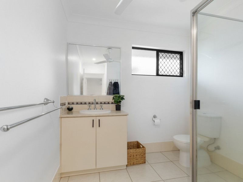 18 Spinos Street, Redlynch QLD 4870