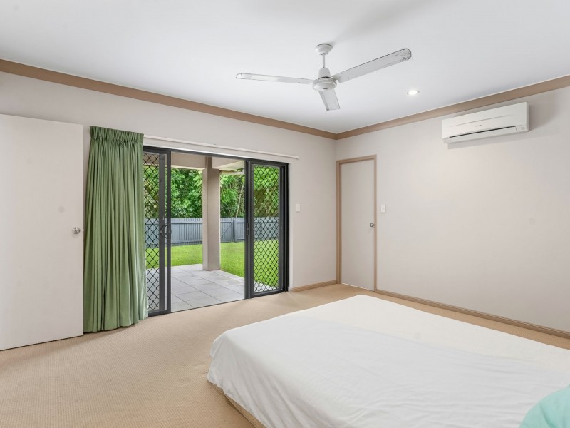 11 Stringer Close, Redlynch QLD 4870