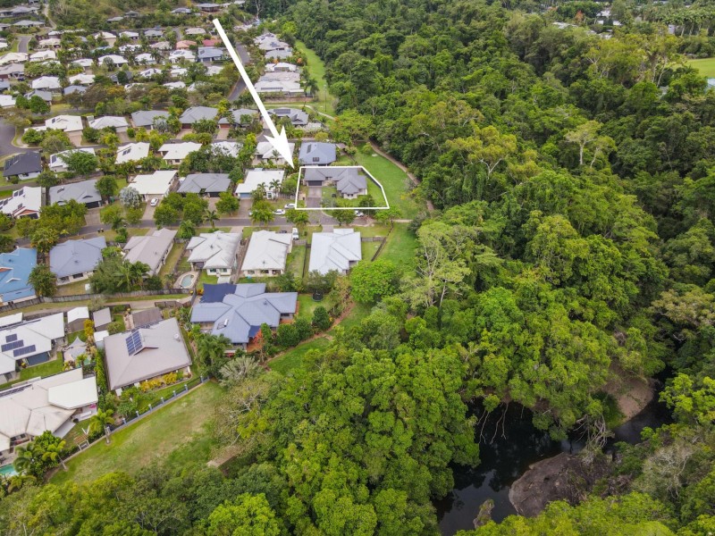 11 Stringer Close, Redlynch QLD 4870
