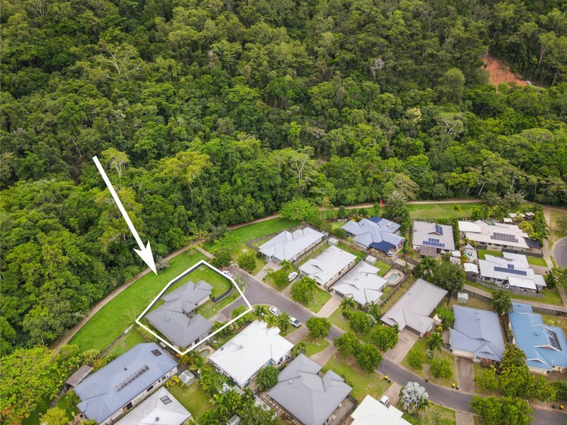 11 Stringer Close, Redlynch QLD 4870