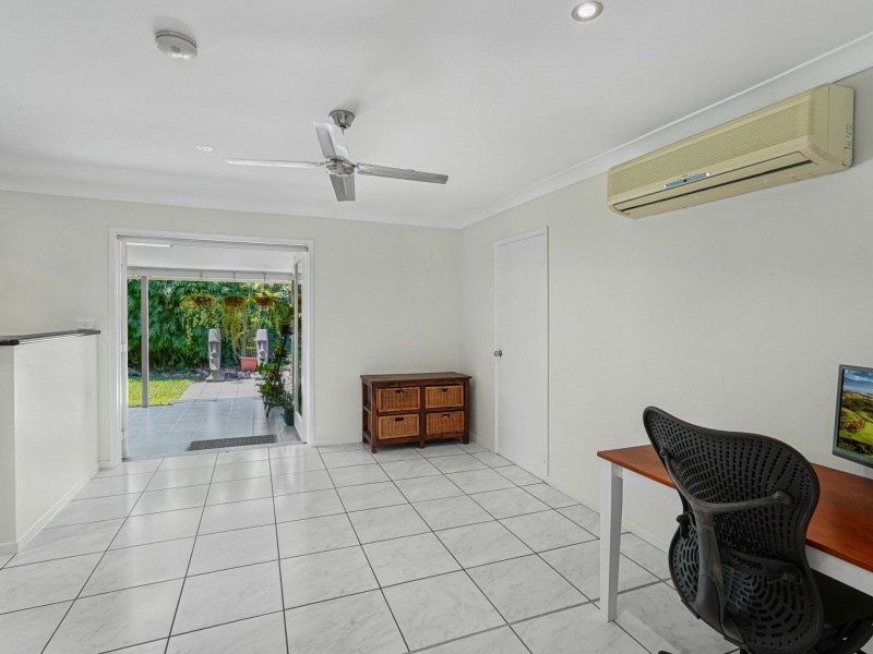 176 Greenslopes Street, Edge Hill QLD 4870